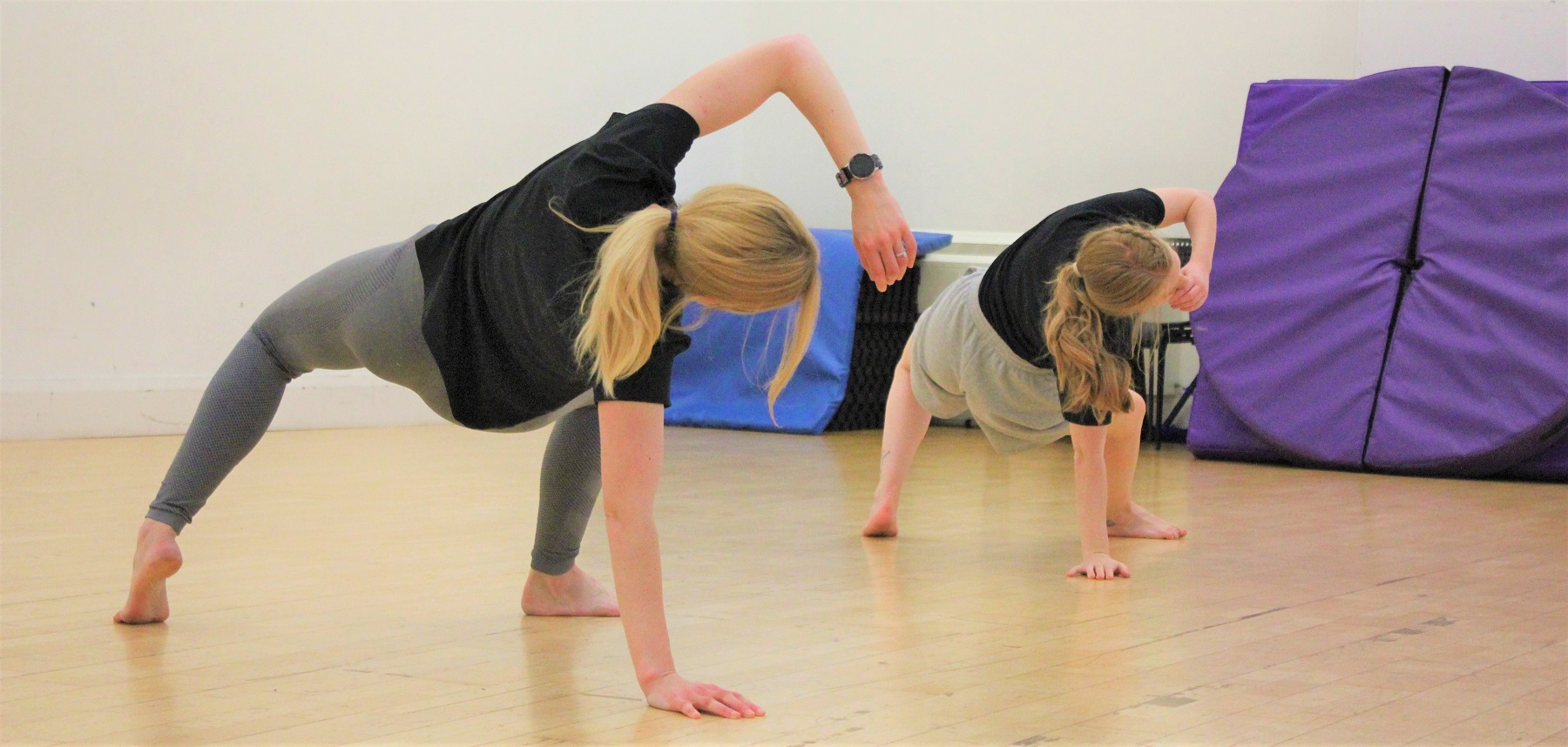 Adult intermediates dance Motionhouse